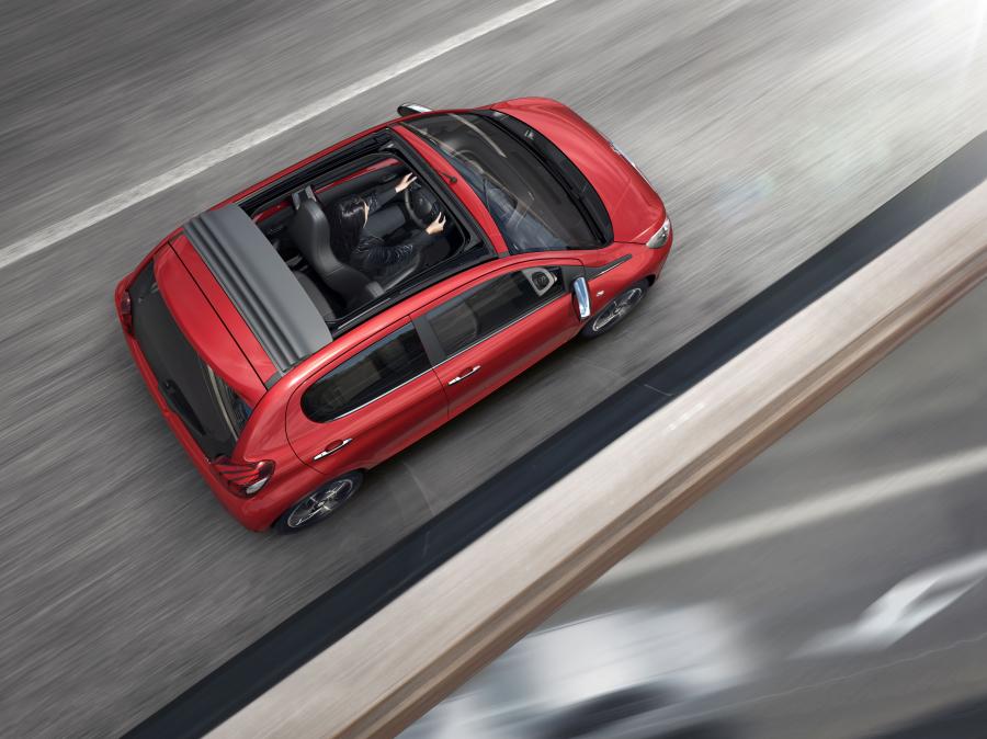  Peugeot 108 5-Door 2014 года  (фото 20 из 33)
